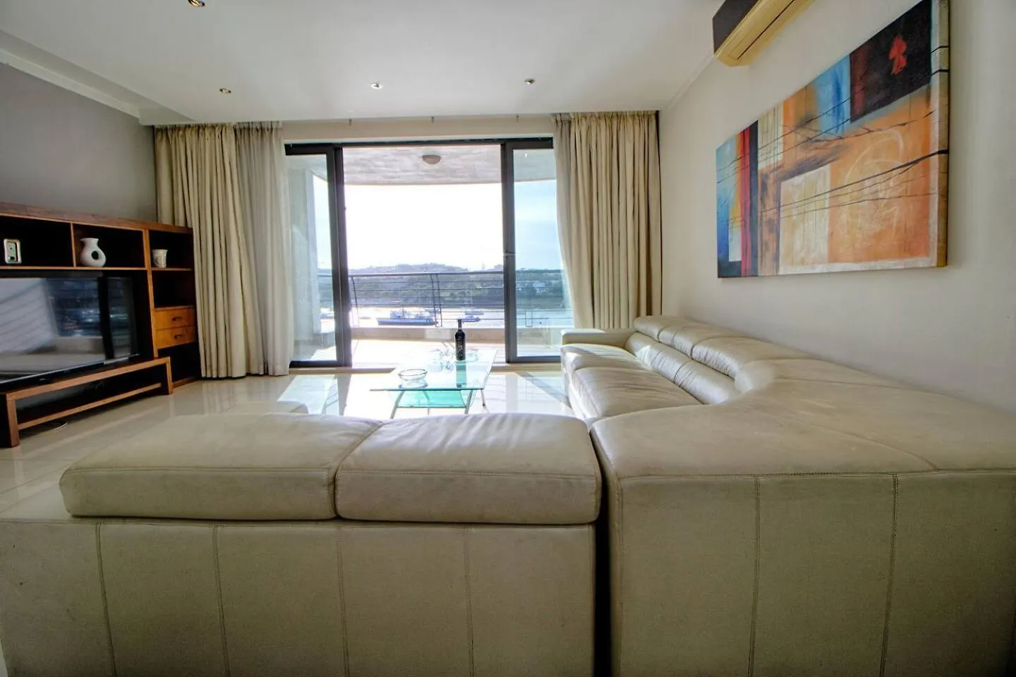The Strand Apartments By Homely Sliema
