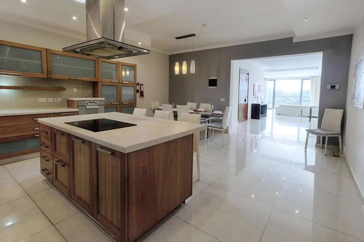 The Strand Apartments By Homely Sliema Málta