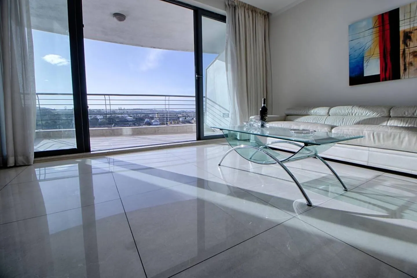 The Strand Apartments By Homely Sliema 0*,  Málta